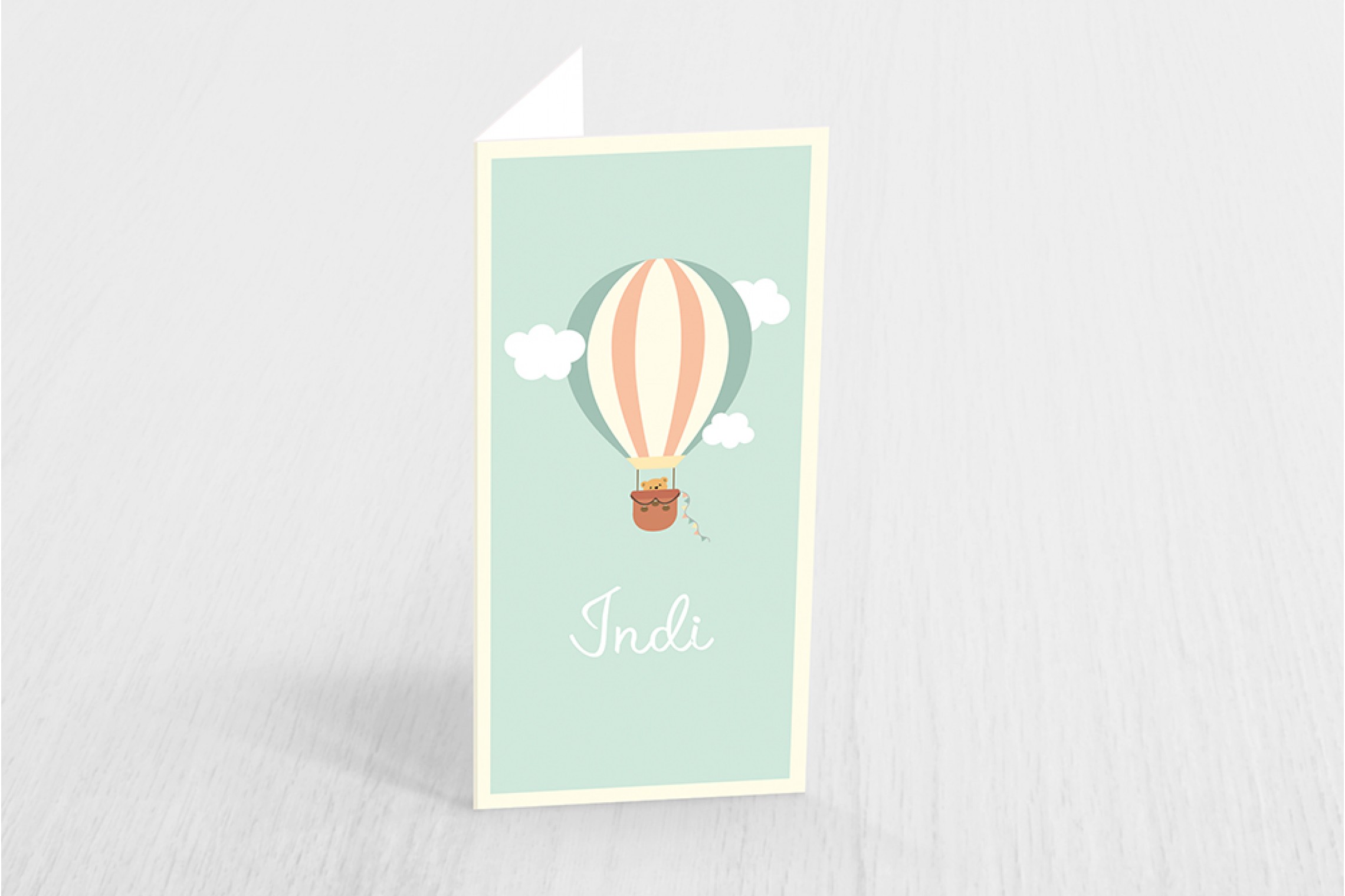 Beertje in luchtballon